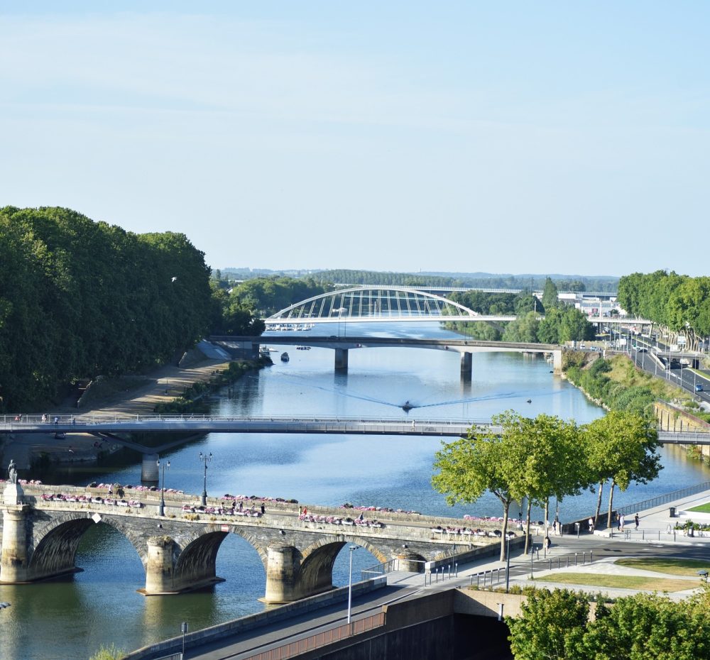 Chose à faire à Angers avec des enfants : balade en tuk-tuk électrique