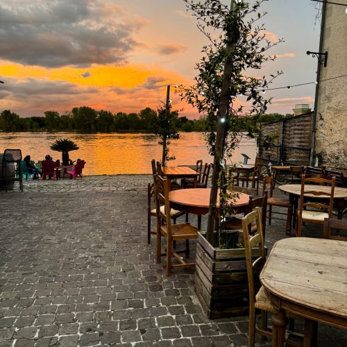 Trésors de la Loire : balade en tuk-tuk au bord de la Loire et de la Maine