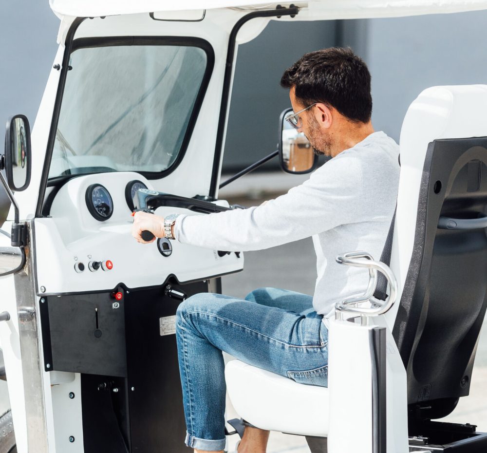 Activité pour enfants à Angers en tuk-tuk